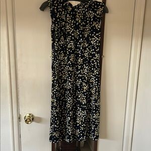 Floral Sleeveless Dress - Black and White